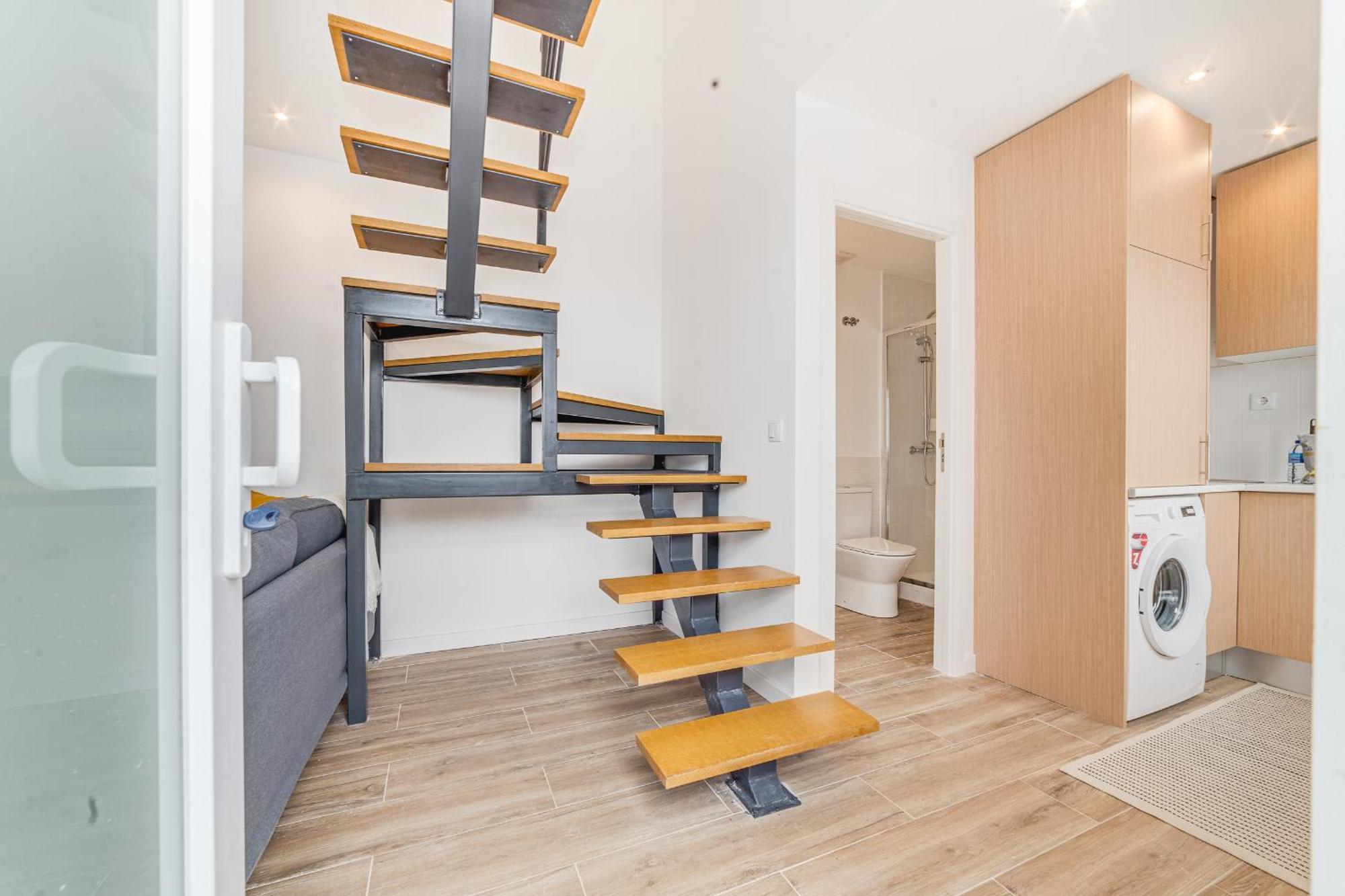 Campolide Duplex Appartement *